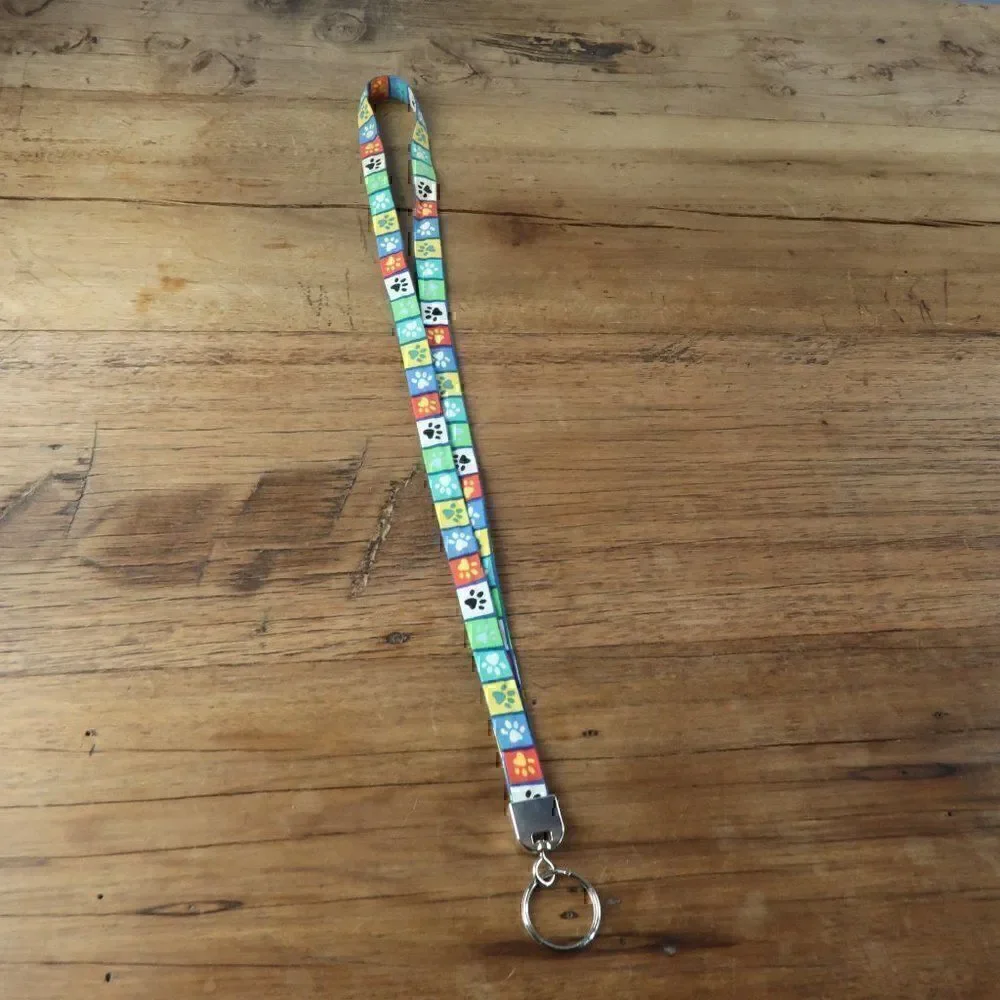 PAW PRINT MULTI COLOR LANYARD KEY HOLDER BADGE HOLDER METAL HARDWARE NWOT